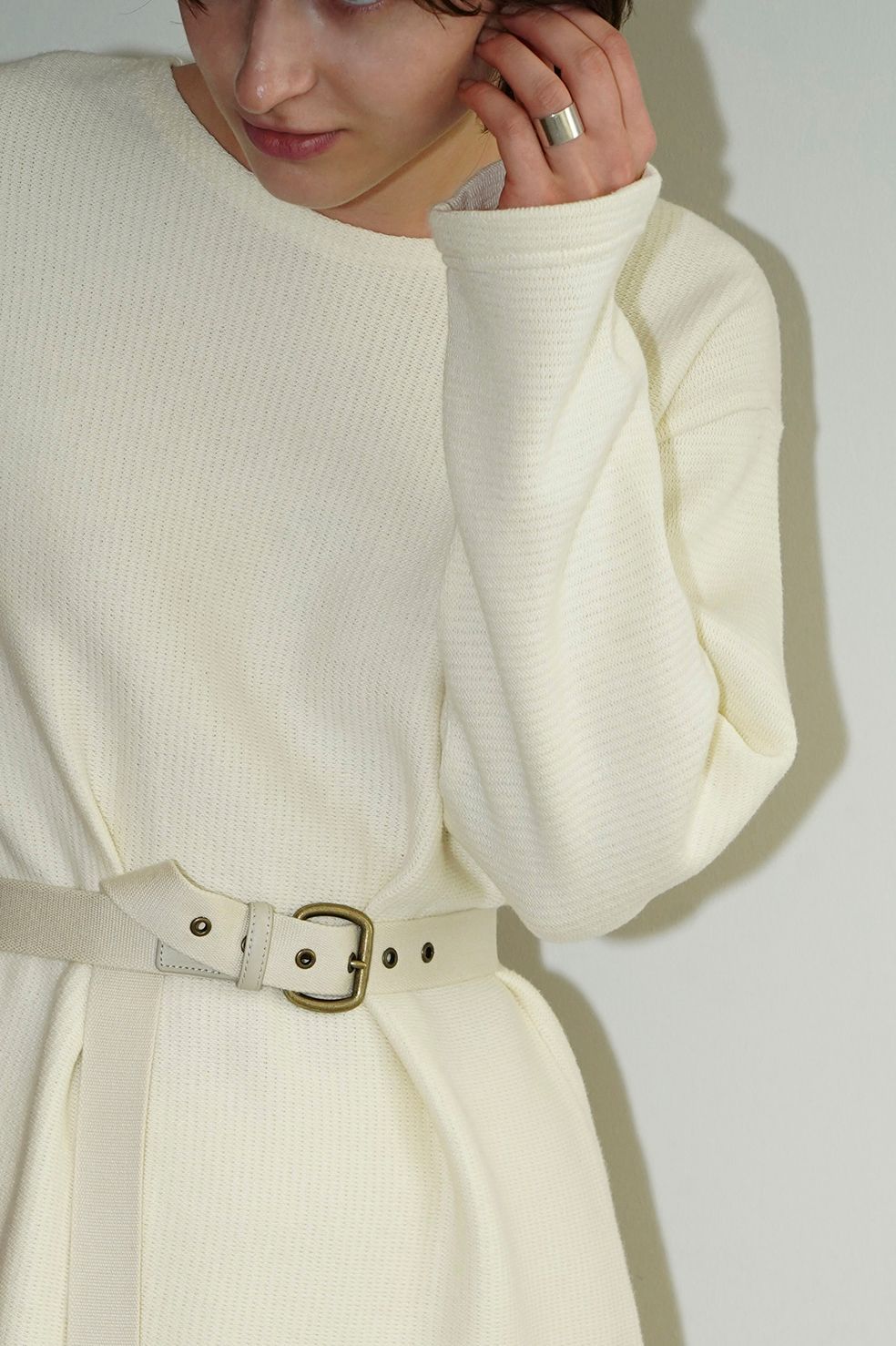 ルーズ ヴィンテージ ロングスリーブ トップス  - LOOSE VINTAGE LONG SLEEVE TOPS WHITE