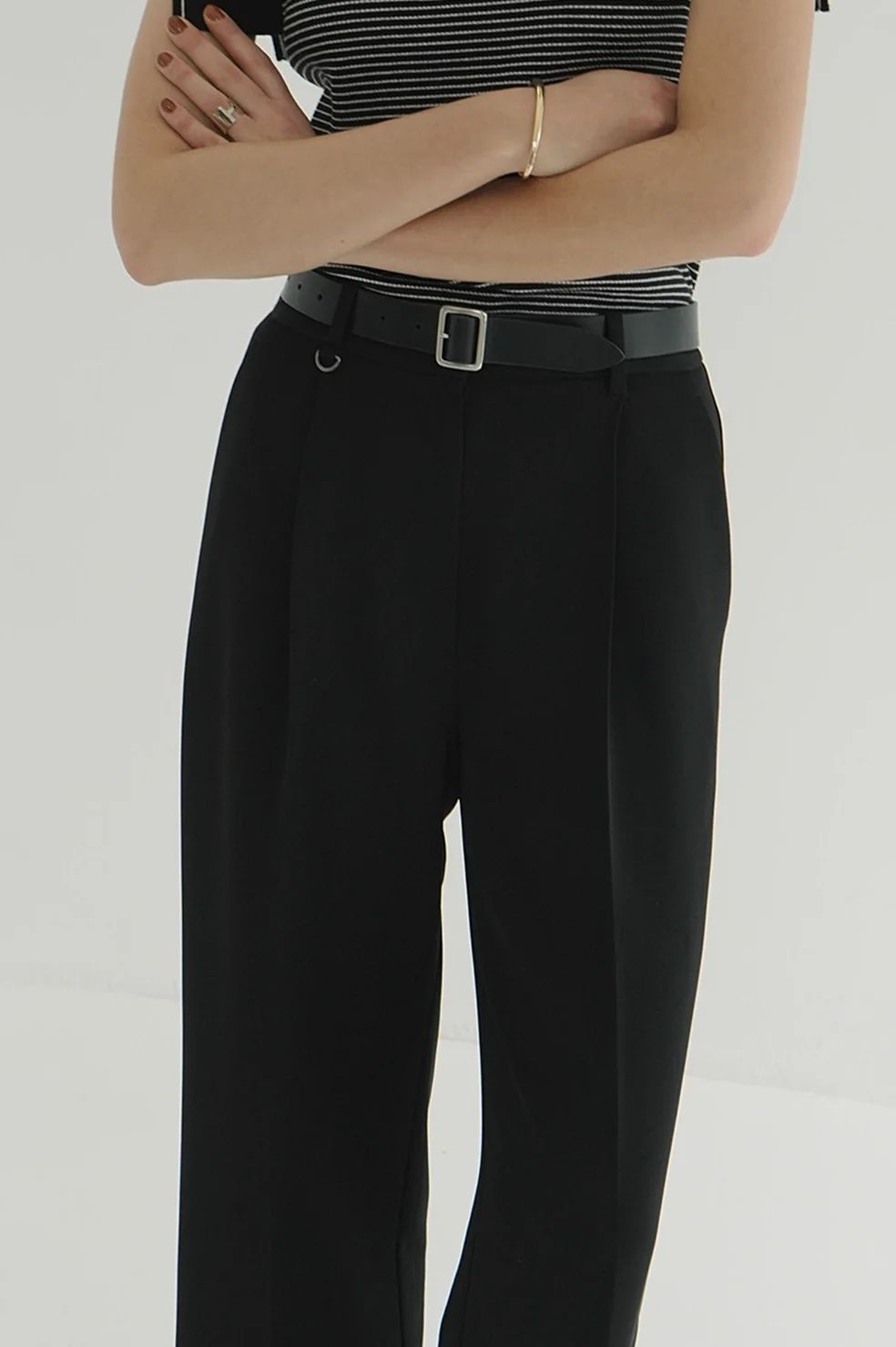 2WAY TUCK STRAIGHT PANTS BLACK - タックストレートパンツ
