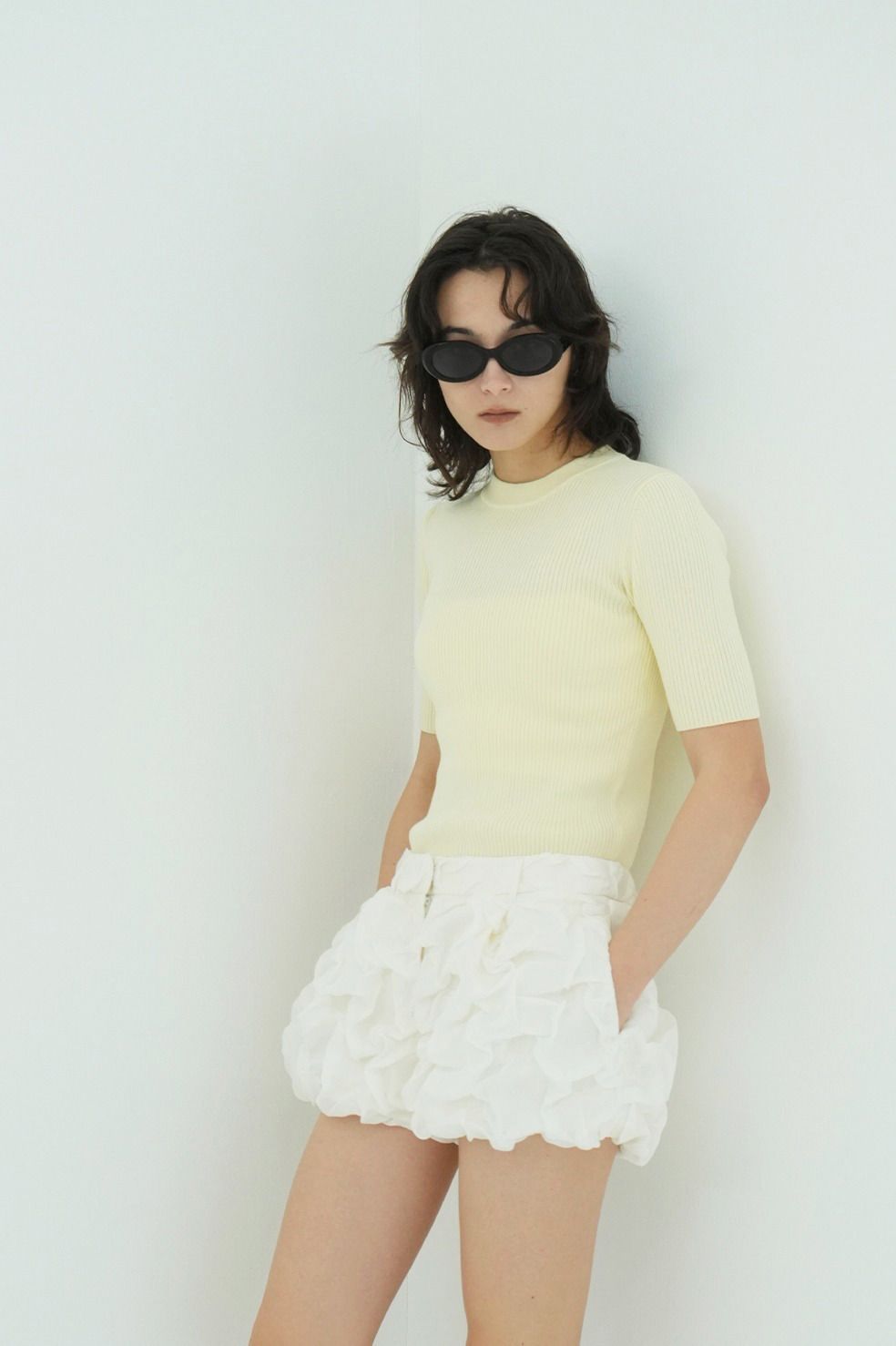 ハイネック 半袖リブニットトップス - H/N HALF SLEEVE RIB KNIT TOPS (YELLOW）