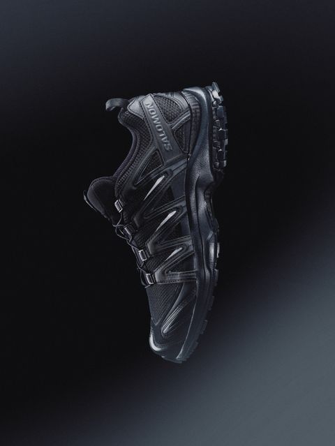 【SALOMON】ベストセラー「XA PRO 3D」｜モダンデザインで進化したトレイルランニングシューズ