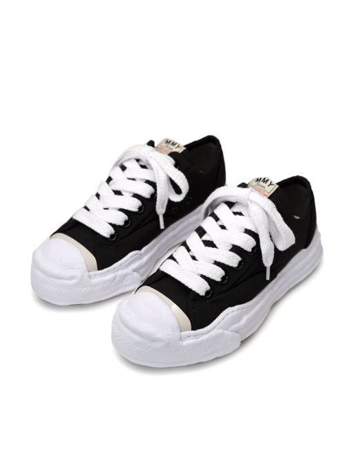 ハンク オリジナルソール スニーカー /  "HANK" OG Sole Nylon Puffer Low-top Sneaker BLACK