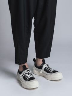 ローカットスニーカー  -  A/BLACK
