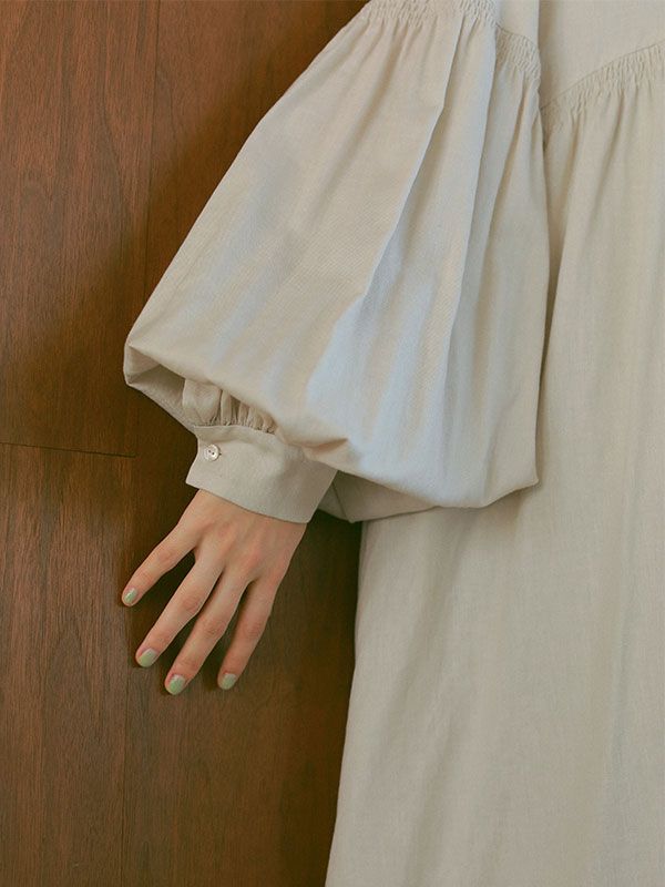 コットンリネンボリュームワンピース - LIGHT BEIGE
