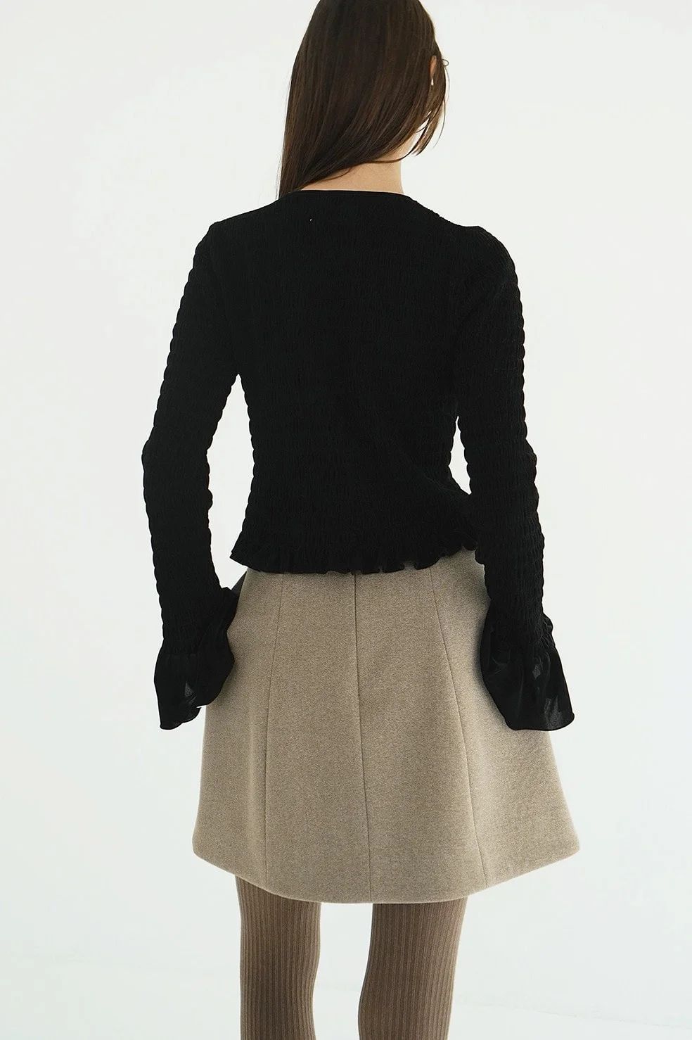 シャーリング デザイン ブラウス - SHIRRING DESIGN BLOUSE (BLACK)