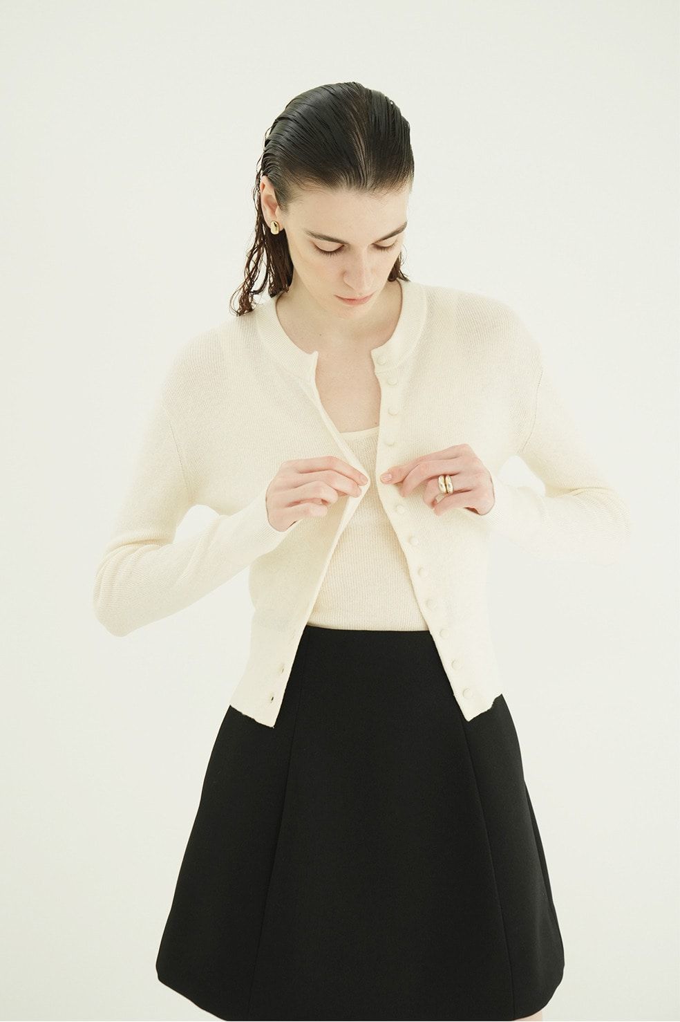 ニットカーディガン×タンクトップ セット -  BUTTON CARDIGAN TANK SET （IVORY)