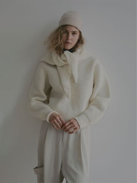 バンピーストールニットプルオーバー（ホワイト）