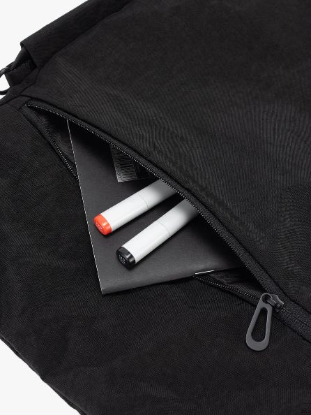 Uva Carbon Black | ドローストリングショルダーバッグ