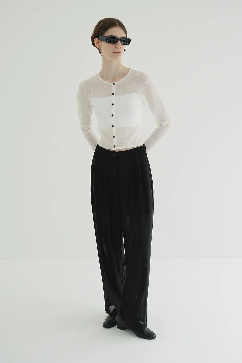 シアータックパンツ - SHEER TUCK PANTS BLACK