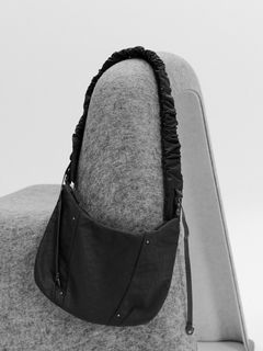 テクスチャード ツイル ポーチバッグ  / TEXTURED TWILL POUCH （BLACK)