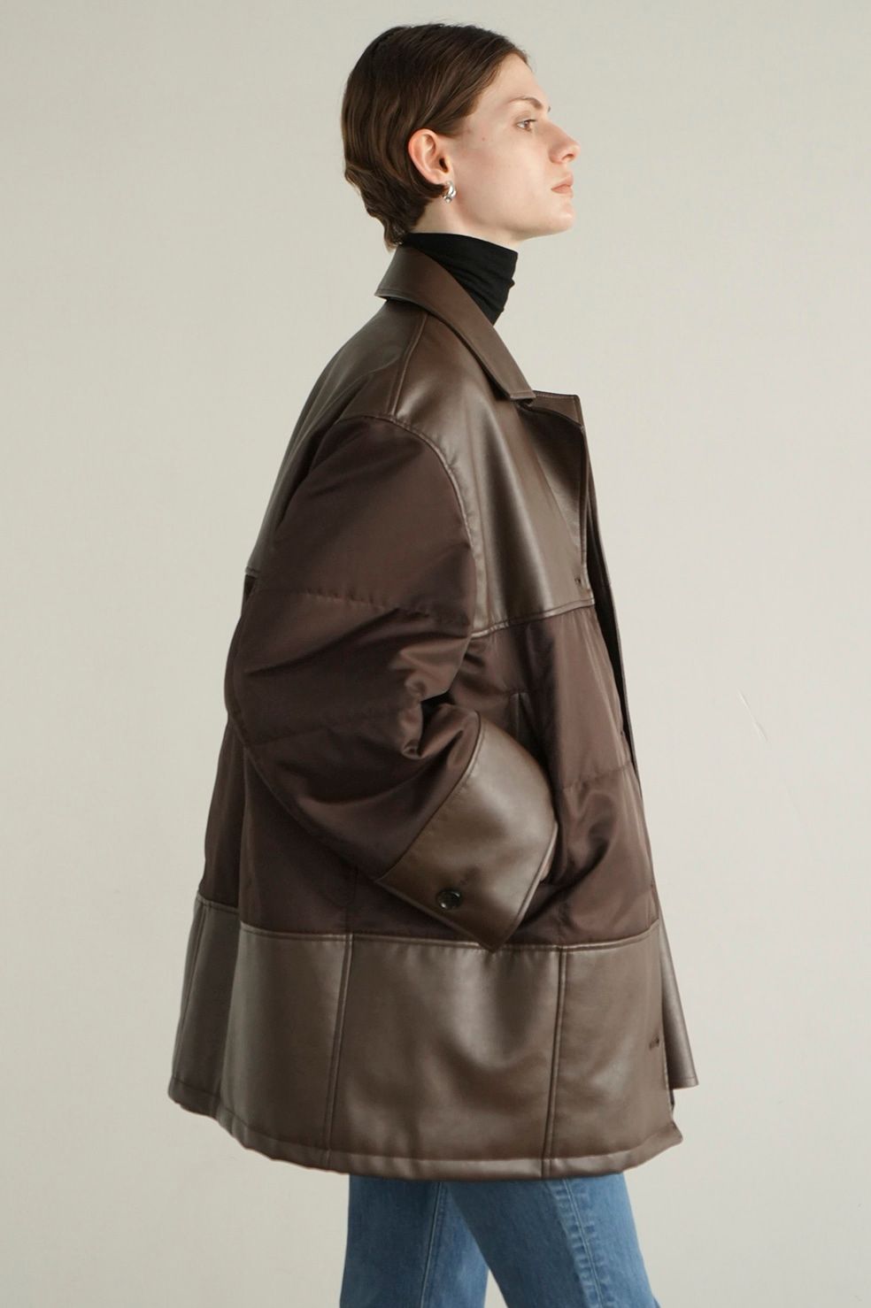 ヴィーガンレザー オーバーサイズ ジャケット - LEATHER SWITCHING OVER JACKET - BROWN