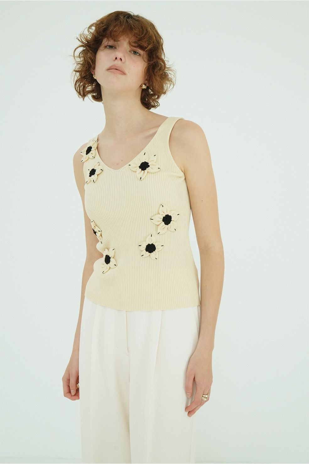ニットタンクトップ - FLOWER MOTIF CAMI KNIT TOPS (YELLOW)