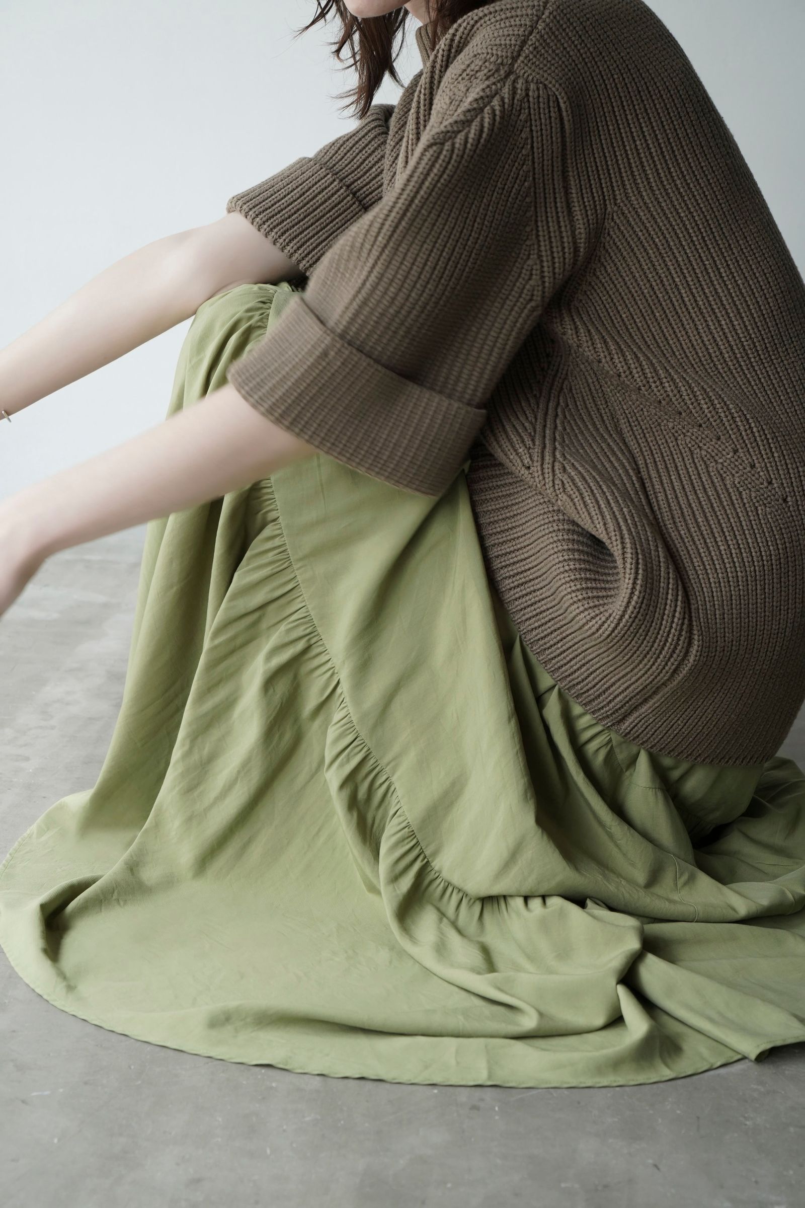 CLANE - CURVE LINE TIERED SKIRT - IVORY | ADDICT WEB SHOP
