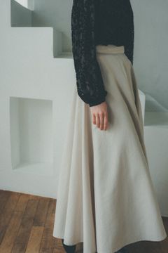 ボリュームフレアマキシスカート - VOLUME FLARE MAXI SKIRT - IVORY
