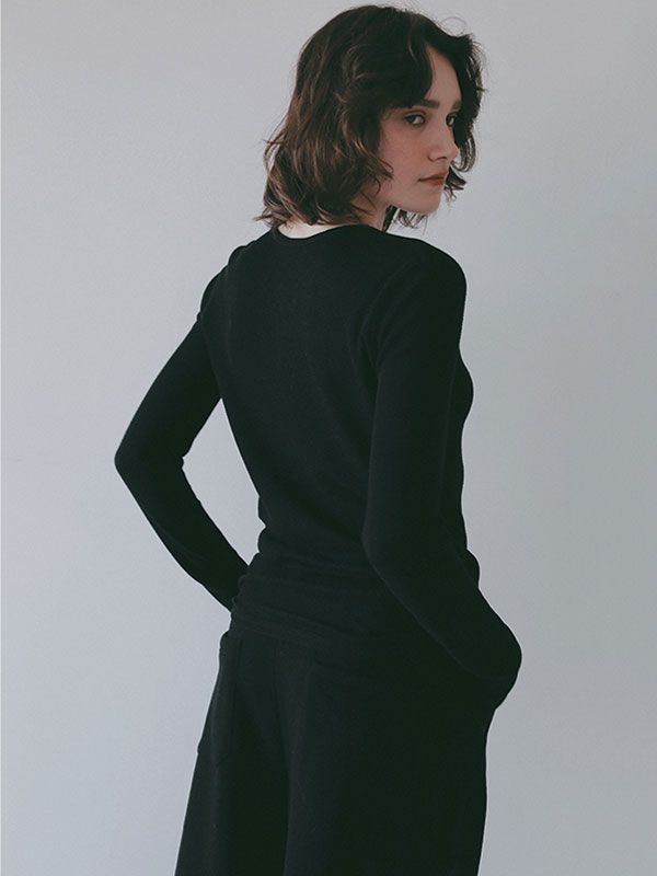 シアーワッフルヘンリーネックプルオーバー （BLACK)