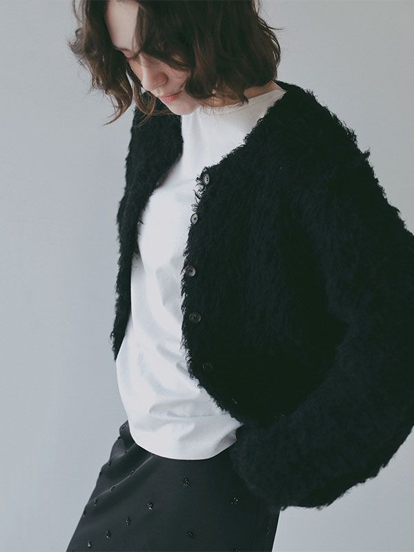 フェザーヤーンニットカーディガン （BLACK)