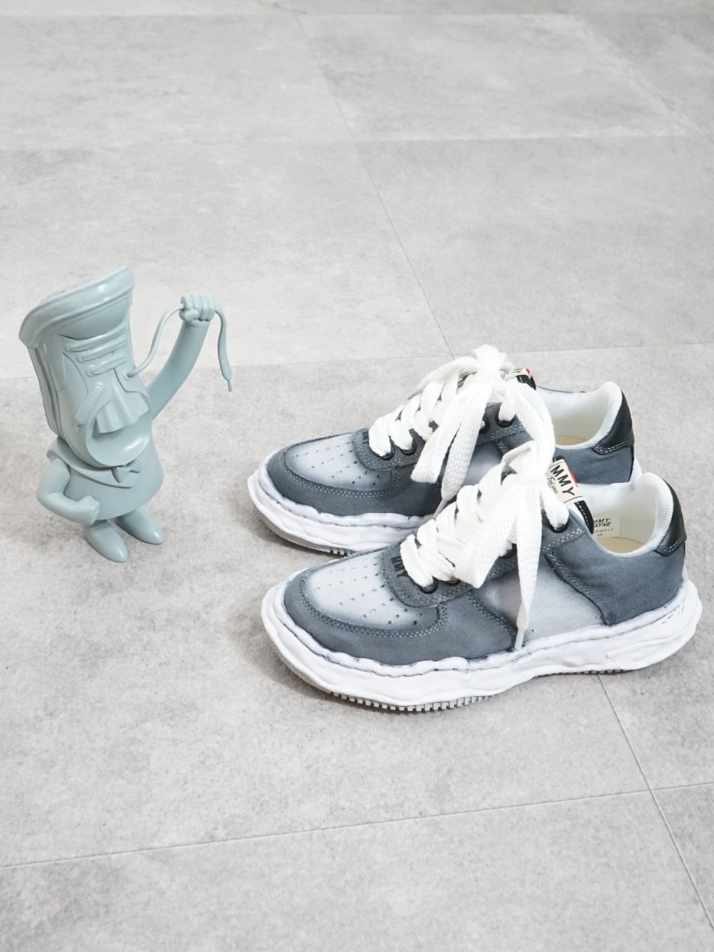 MMY - WAYNE" OG Sole Effect Canvas Low-top Sneake
