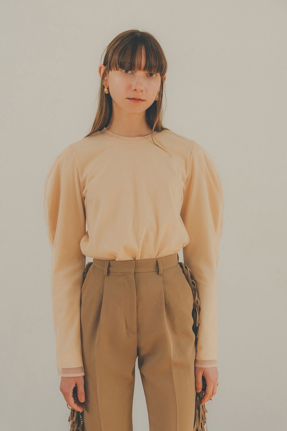 MESH LAYERED COMPACT TOPS - BEIGE