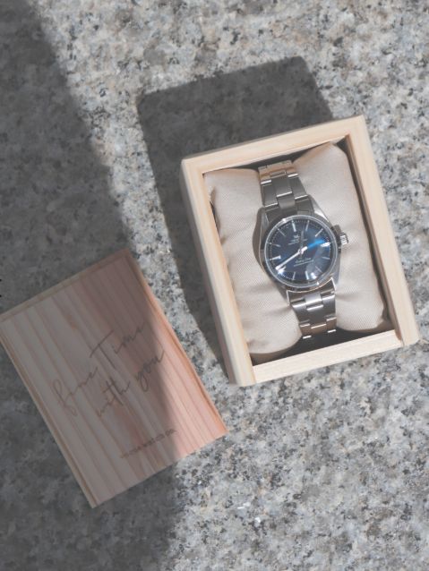 数量限定】ミニマルで美しい。UNIVERSAL PRODUCTS × VAGUE WATCH