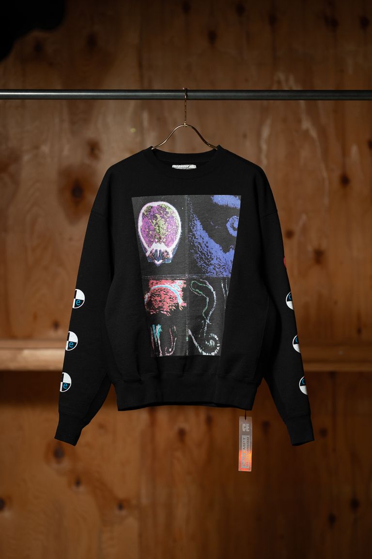 C.E Xo RIFF CREW NECK