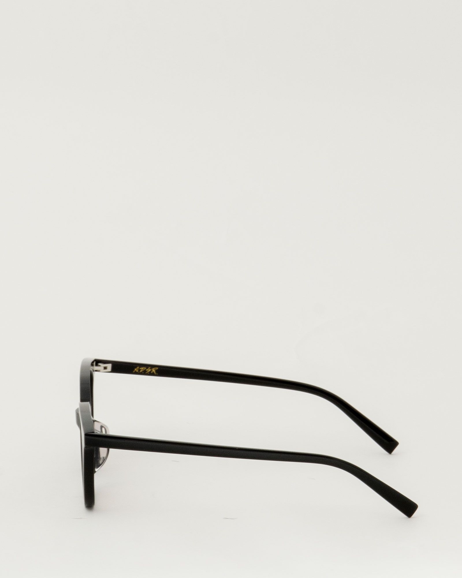 Evan 01(b). Shiny Black (Lt.Brown)