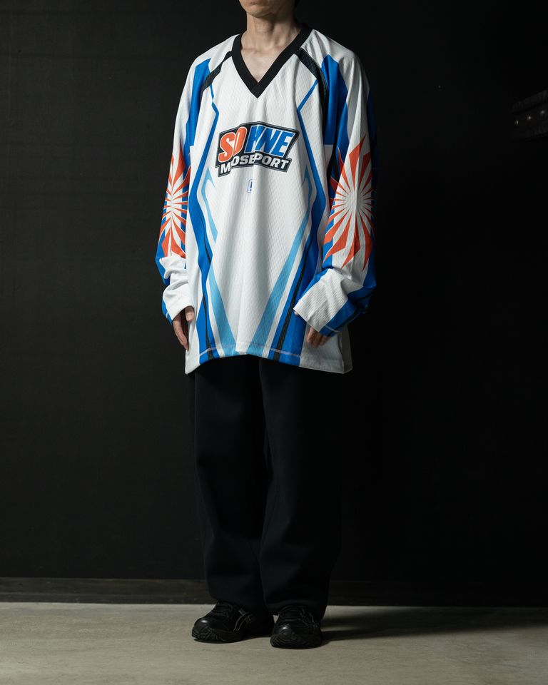 身長168cm 体重55kg 着用サイズM  モトクロスジャージです。ビッグシルエット。100% POLYESTER