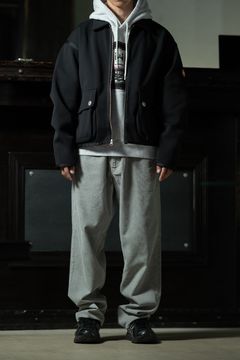 C.E Smooth Zip Up コーデ｜グレーフーディ × コーデュロイパンツのC.E完全統一レイヤード