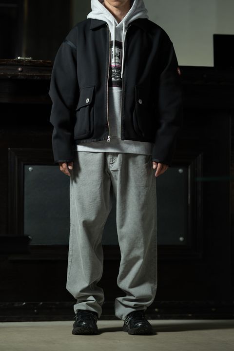 C.E Smooth Zip Up コーデ｜グレーフーディ × コーデュロイパンツのC.E完全統一レイヤード