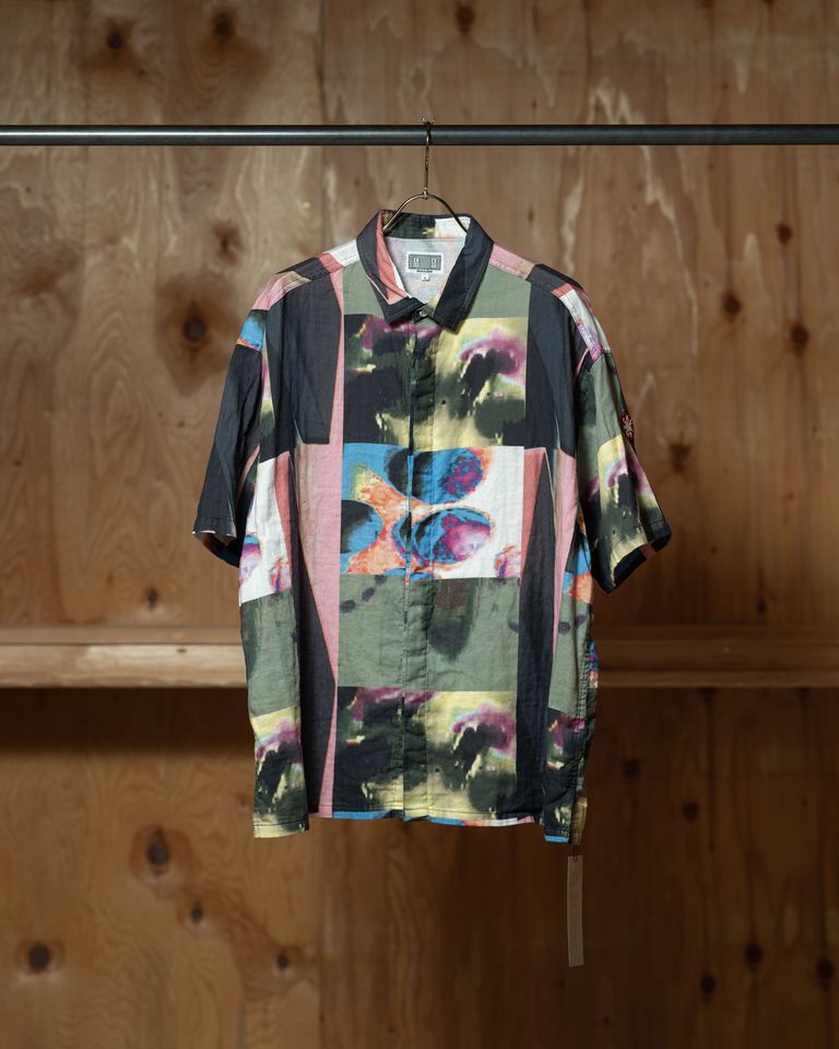 【C.E 2026SS】FK Sequentialism Strip SHORT SLEEVE SHIRT 入荷｜1枚で完結するプリント半袖シャツの着方8通り