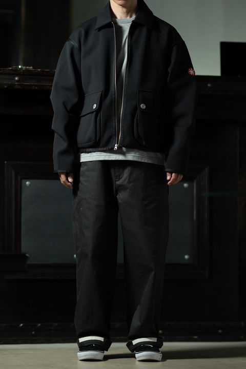 C.E Smooth Zip Up コーデ｜YOUTH OF THE WATER コットンパンツ × チャコールグレーの異ブランドMIXスタイル