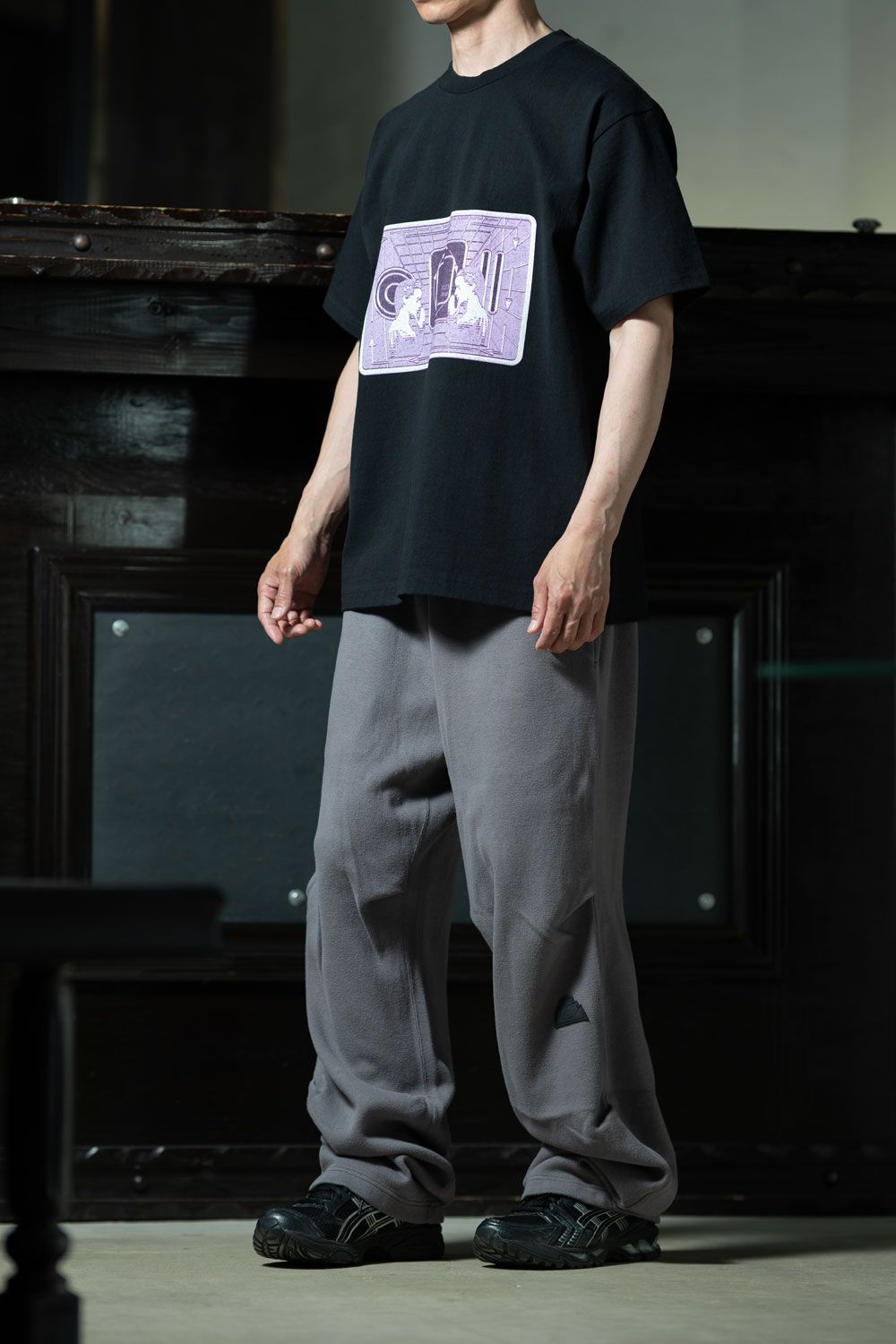 C.E One Dimensional Projection T × DBL Knit Jog Pants Khaki、オールC.Eで組むカーキ配色のジョグパンツコーデ