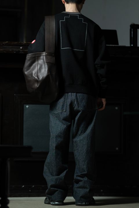 C.E AS MCCO Crew Neck × T.T M-35 Denim — グラフィックとワークデニムが交差するインダストリアルスタイル