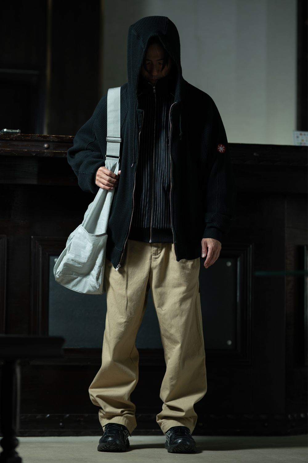 Structured Sport  Structured Sport — C.E × Kris Van Assche × FRED PERRY、ピンストライプをミドルに挟むレイヤードスタイル