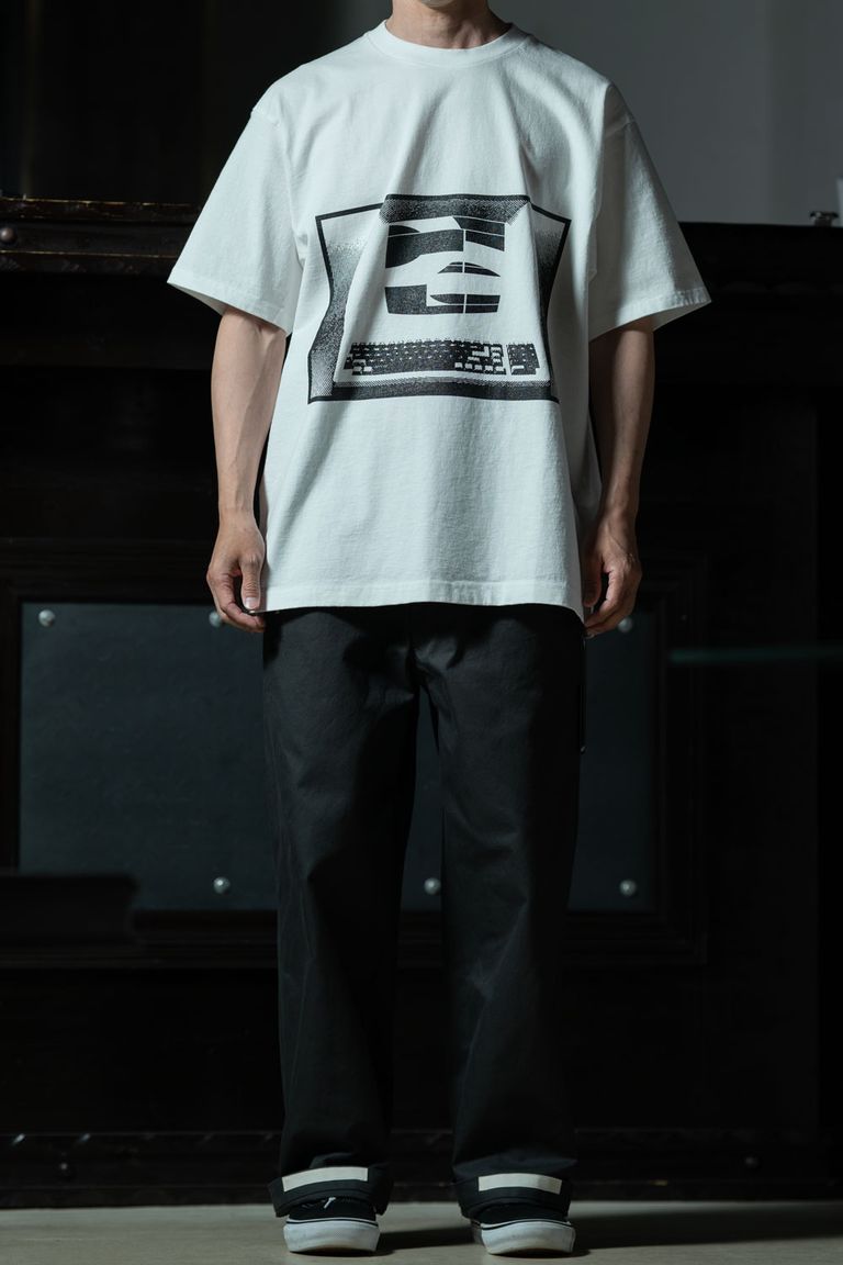 C.E MD Corporate Entity T × YOUTH OF THE WATER 261-03002 Cotton Pants、素材感で魅せる上品ミニマルコーデ