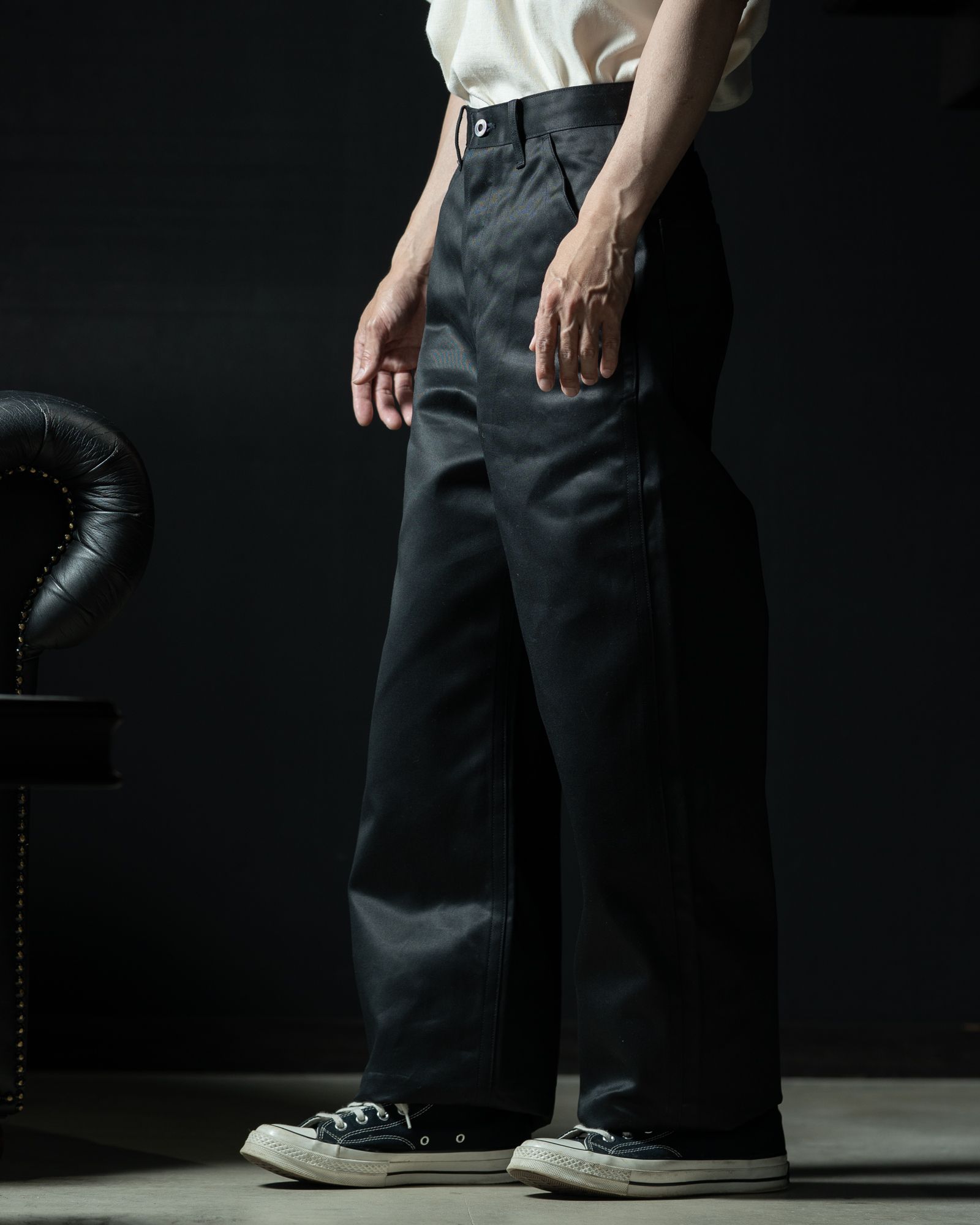 LOT.222 Painter Pants With Buckle - TAIGA TAKAHASHI