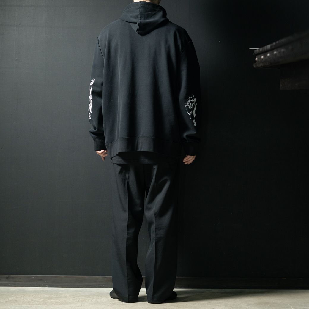 Zipped hoodie with RS hand signs on sleeves