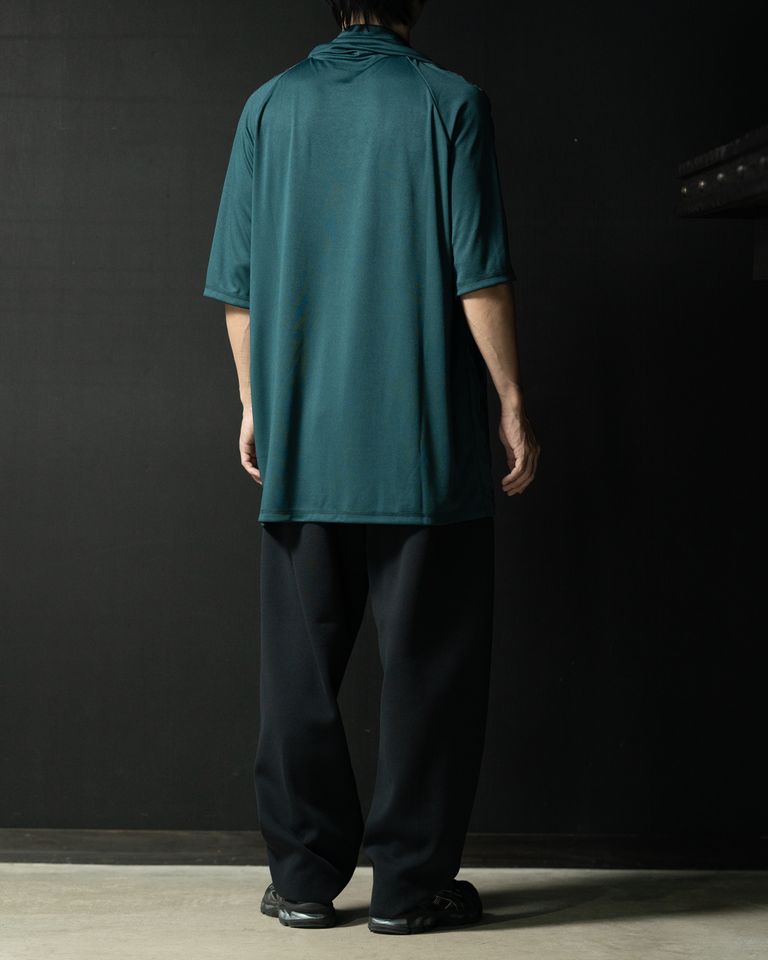 身長168cm 体重55kg 着用サイズM  フットボールトップスです。100% POLYESTER