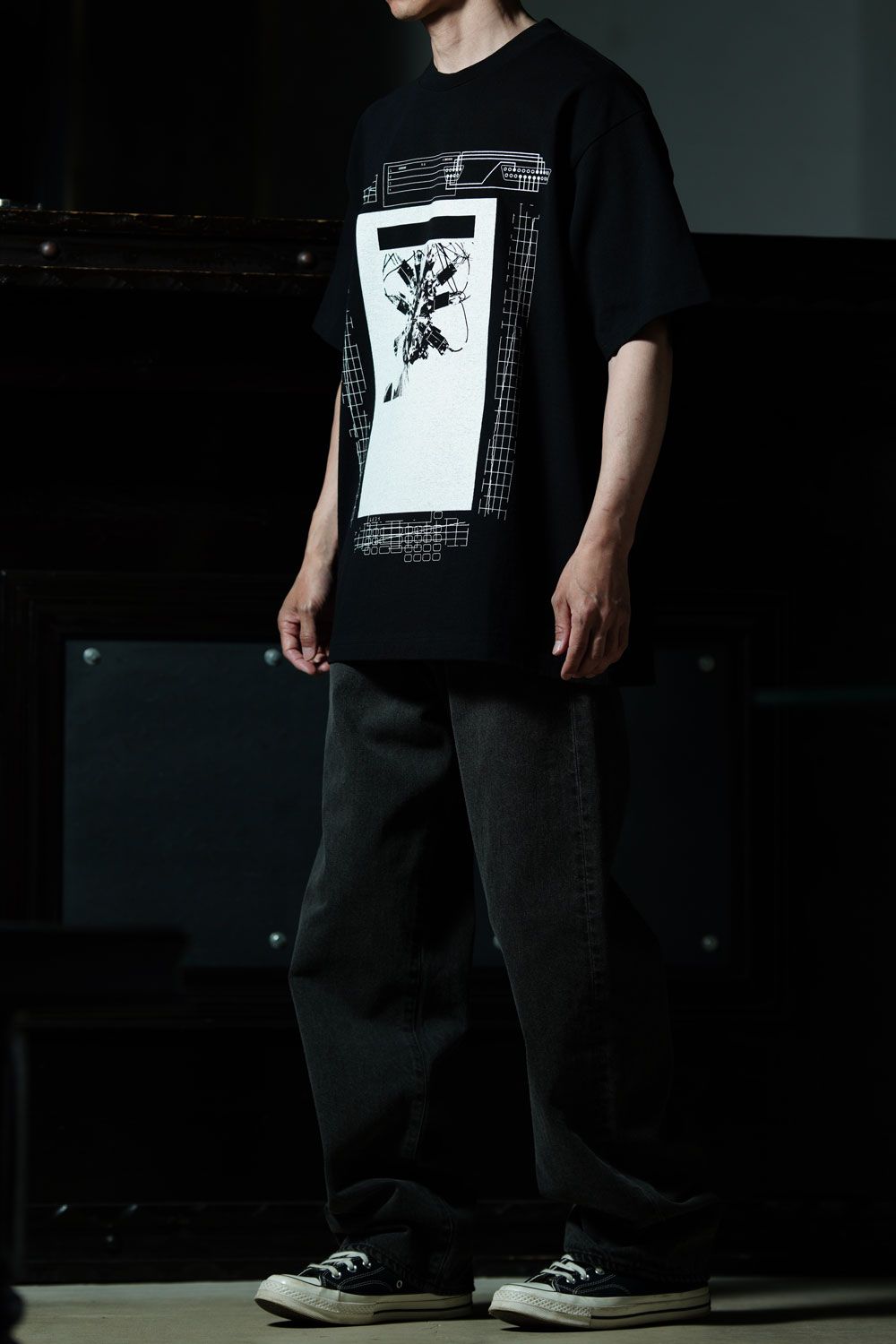 C.E Hrc T × YOUTH OF THE WATER Denim、漆黒ワントーンで魅せる初夏の抜き感コーデ