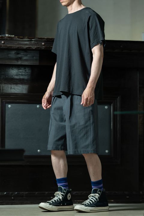 amachi. × T.T × C.E｜アーミーショーツで抜いたクラフト感のある夏コーデ