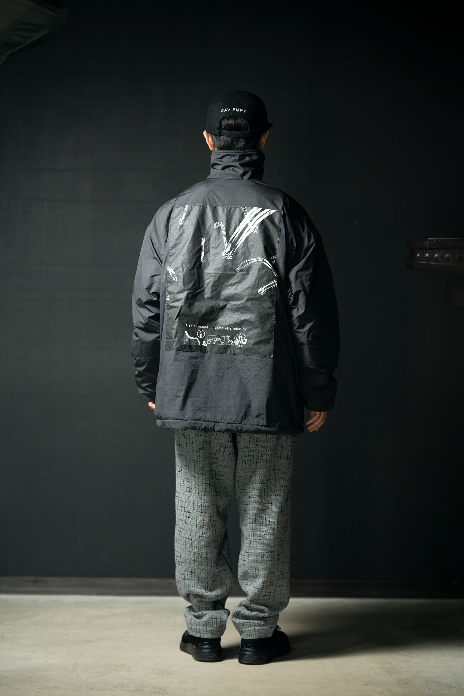 C.E 21AW SELF SEALED PULLOVER JACKET 黒 L www.bimakab.go.id