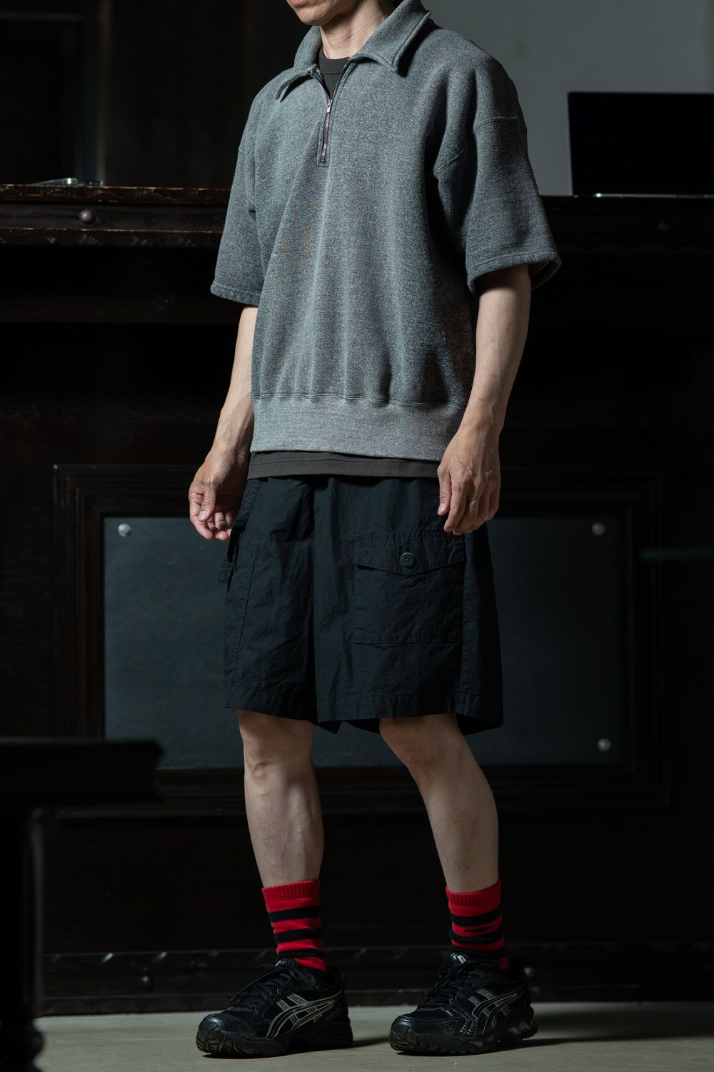 Grey Work × Red Accent — T.T Lot.621 Half Zip S/S Sweat Shirts × amachi. Field Work Shorts
