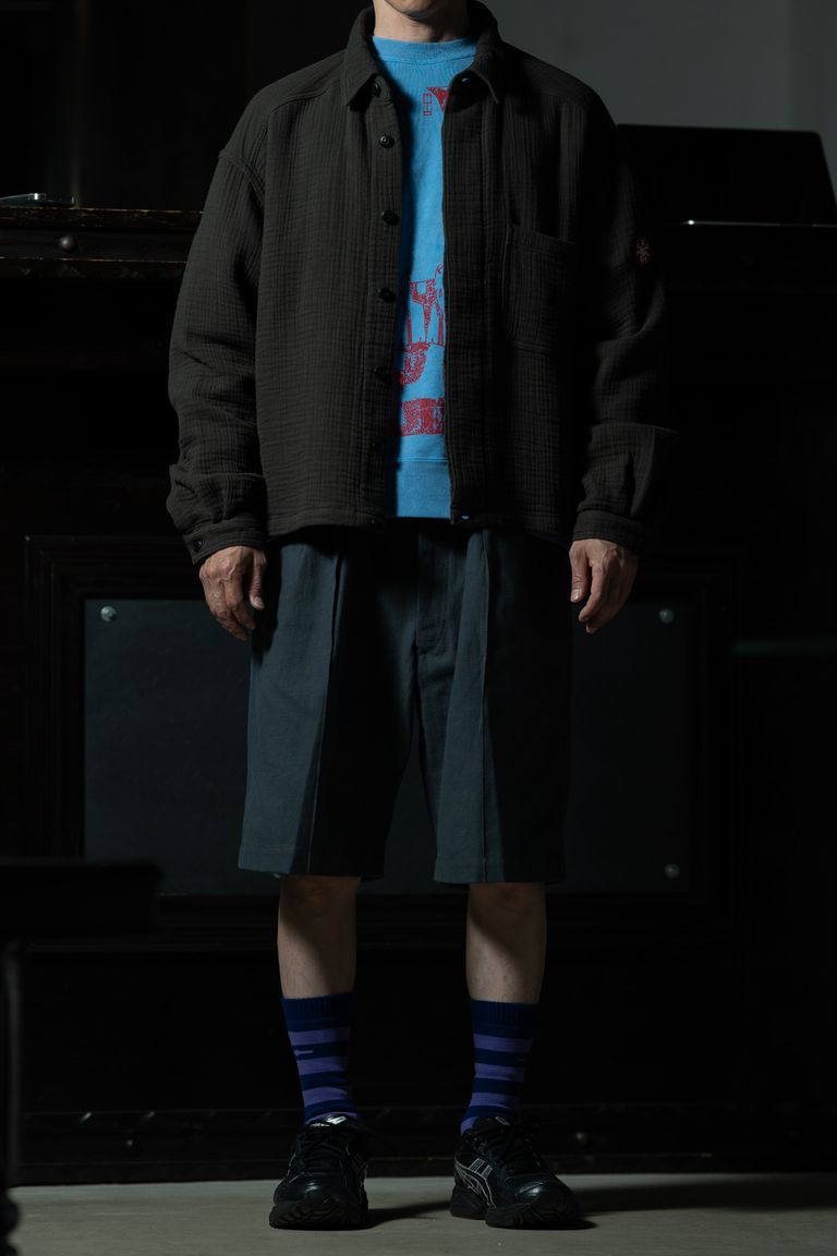 Dark Layer — C.E OVERDYE MD PLain Speech CREW NECK ダークな重ね着にブルーを灯す