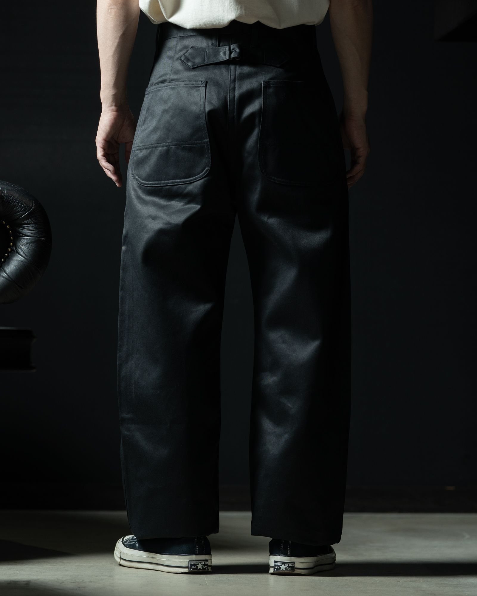 LOT.222 Painter Pants With Buckle - TAIGA TAKAHASHI