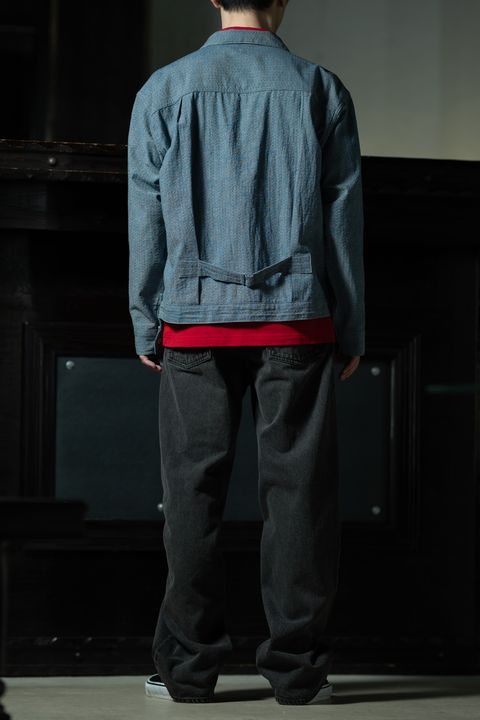 T.T × Kris Van Assche × FRED PERRY — Lot.309 Buckle-Backed Jacket × レッドポロシャツ × チャコールデニム | ALTERFATE