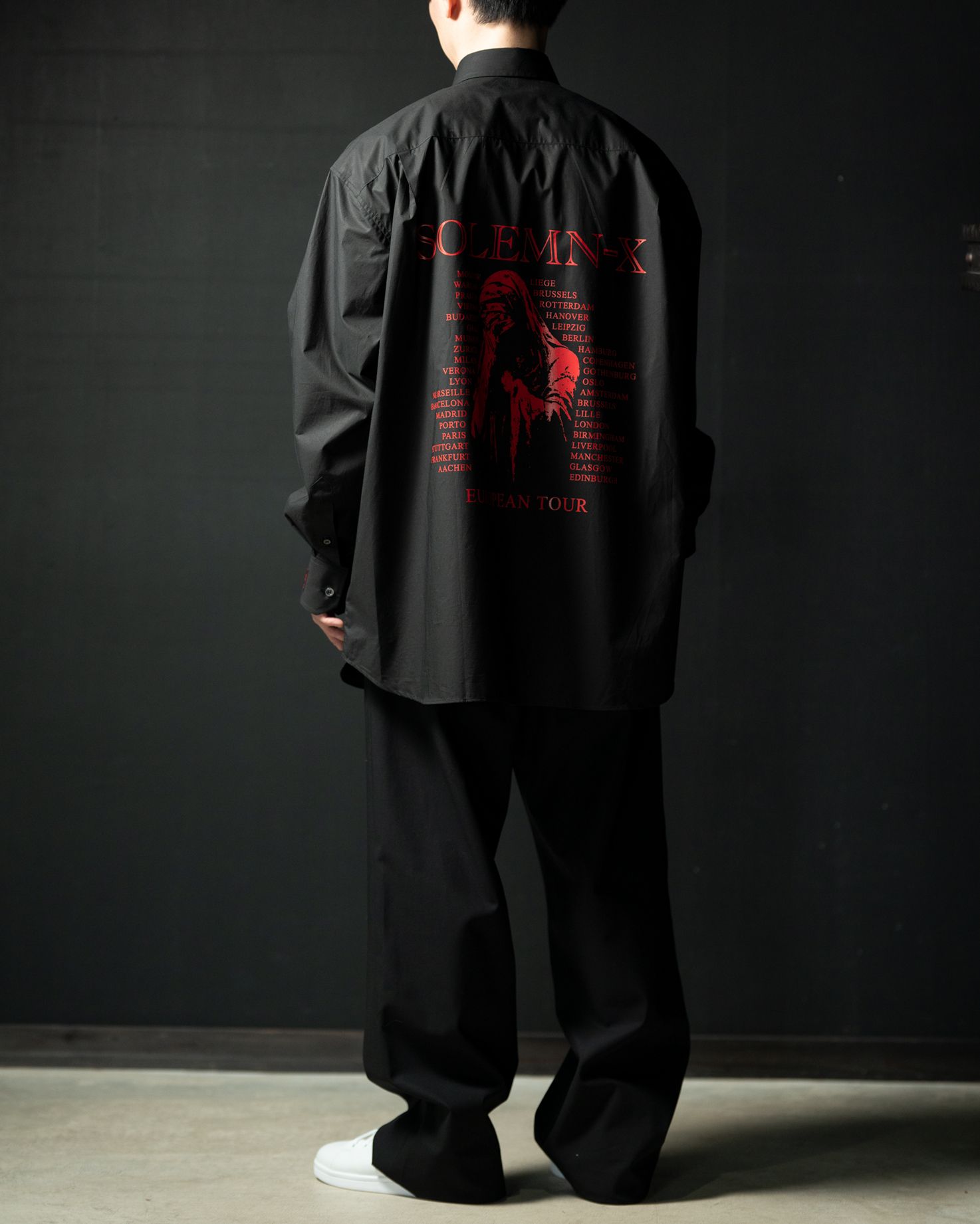RAF SIMONS - 【ラスト1点（46）】Big fit shirt with printed Solemn ...