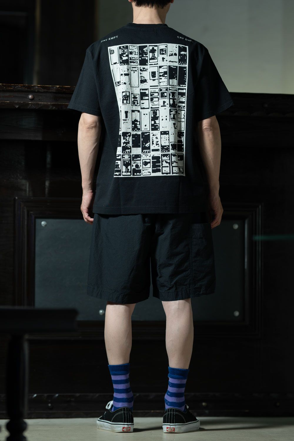 C.E MD Gui T × amachi. Field Work Shorts、黒T×黒ショーツで組む初夏のオールブラックコーデ