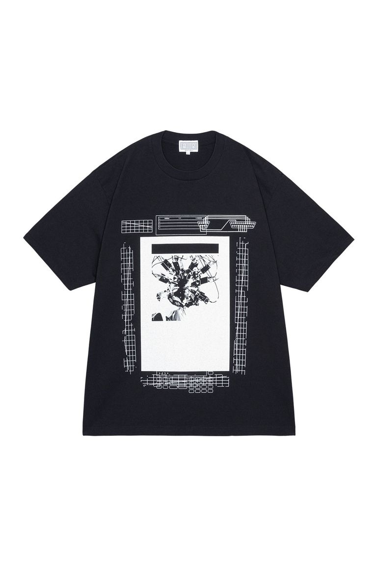 C.E 2026SS「AS ACS/Hrc T」入荷。一枚で成立するグラフィックTの着こなし3パターン