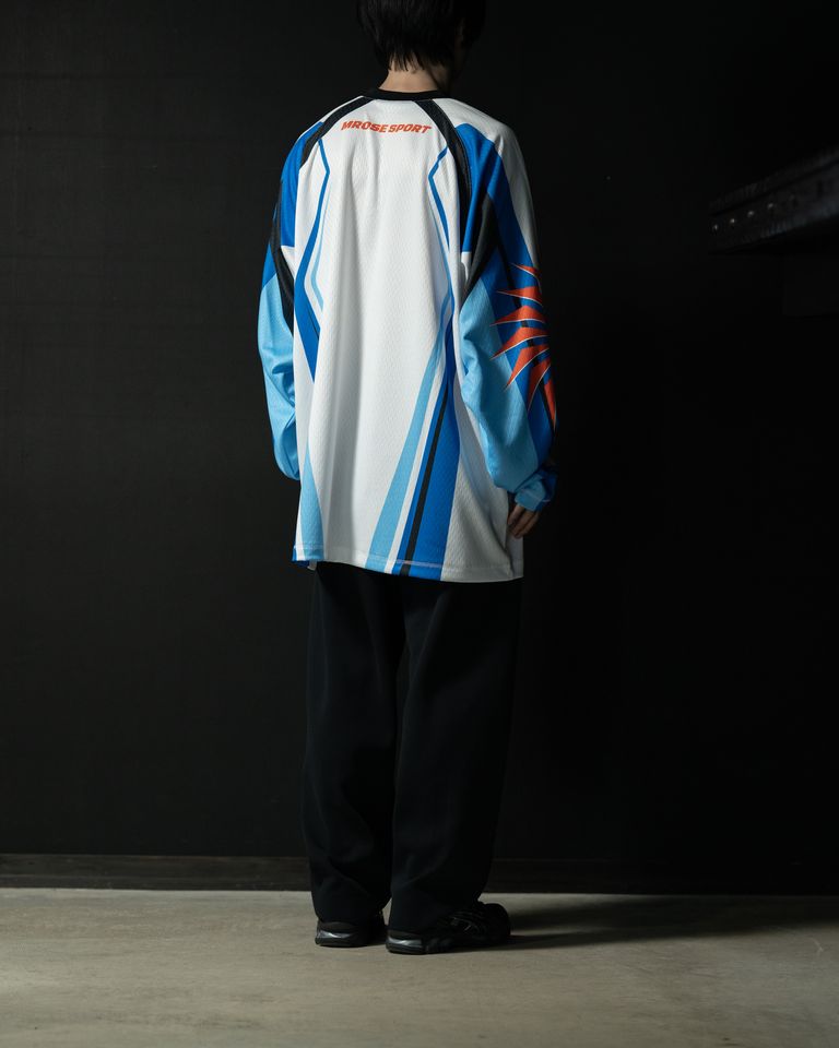 身長168cm 体重55kg 着用サイズM  モトクロスジャージです。ビッグシルエット。100% POLYESTER