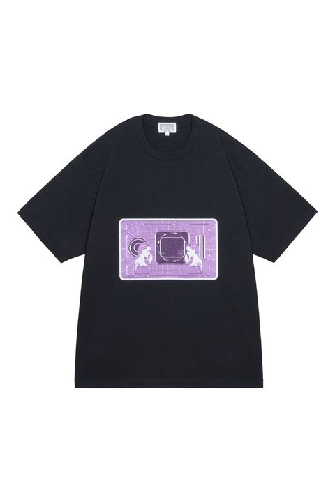 C.E（CAV EMPT）One Dimensional Projection T 入荷 - 黒Tに紫プリントが映える、夏の主役Tシャツ4コーデ提案