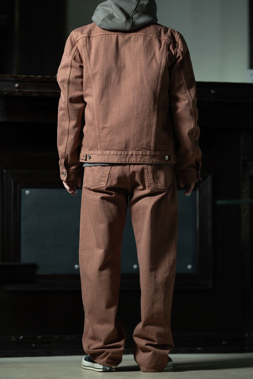 Earth Dye — YOUTH OF THE WATER × C.E Styling  柿渋で上下を固め、グレーで割る