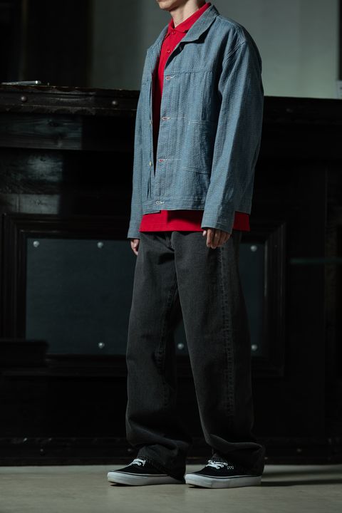 T.T × Kris Van Assche × FRED PERRY — Lot.309 Buckle-Backed Jacket × レッドポロシャツ × チャコールデニム | ALTERFATE